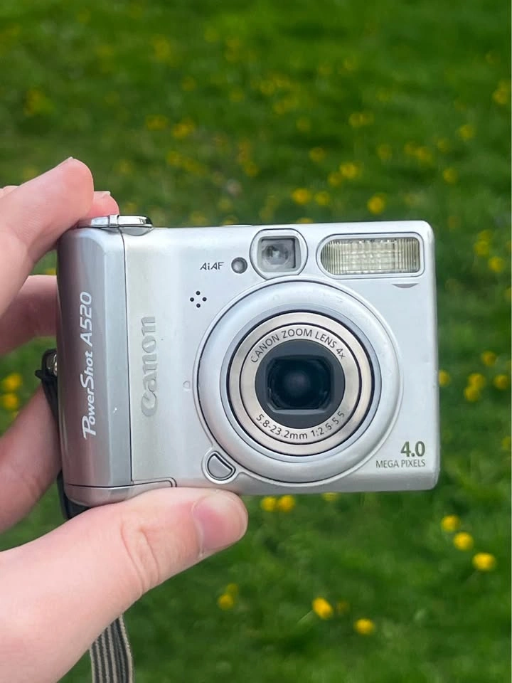 Canon PowerShot A520 digicam - photo 2