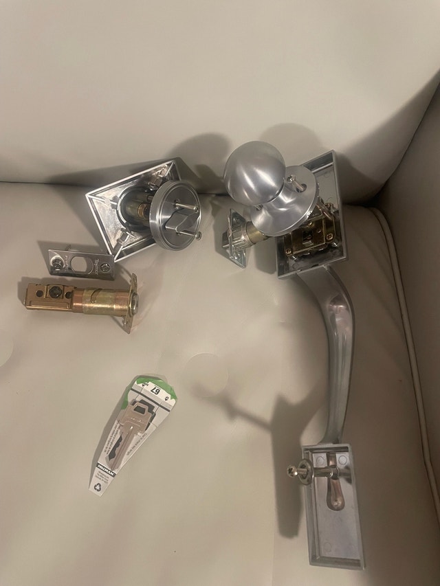 Taymor Door Hardware Set - deadbolt - brushed aluminum - photo 2