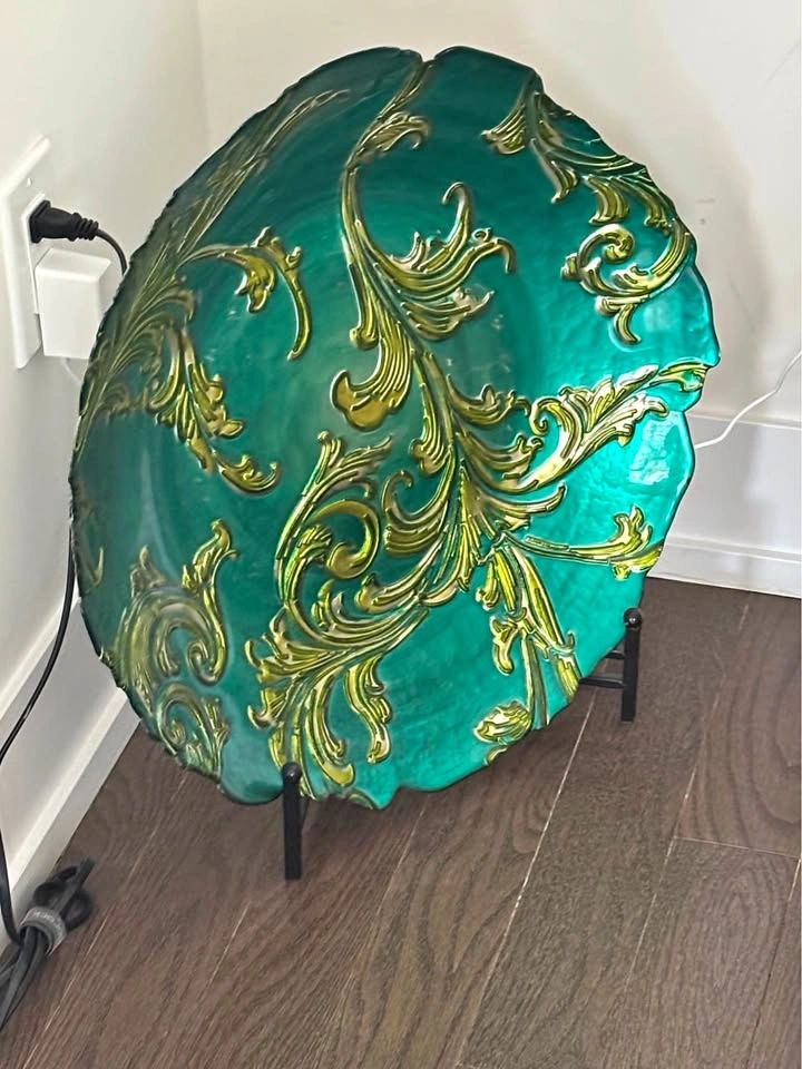 Vases and decor plate