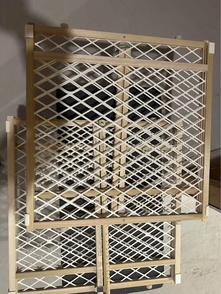 Wooden Dog Gate image indicator(3)