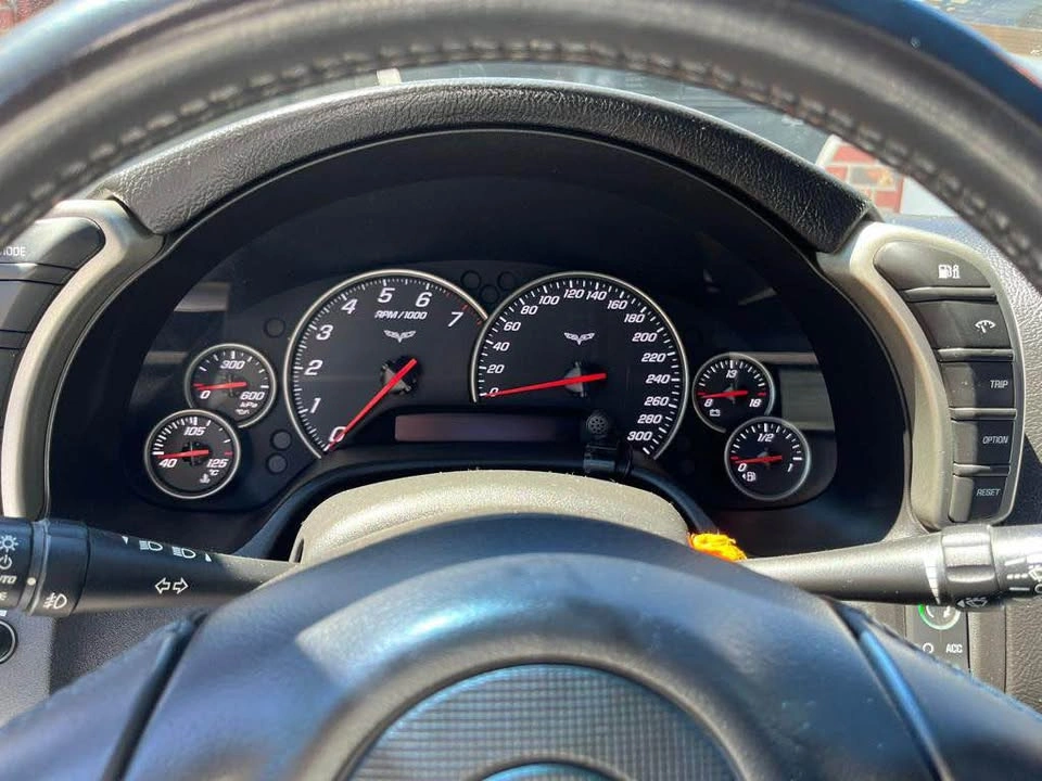 2005 Chevrolet Corvette - photo 3