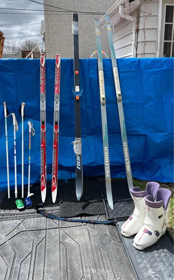 Youth & Adult Cross Country Ski Bundle + Vintage Boots - photo 2