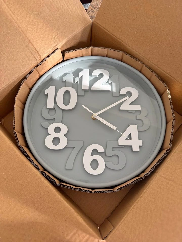 11.5 inch clock