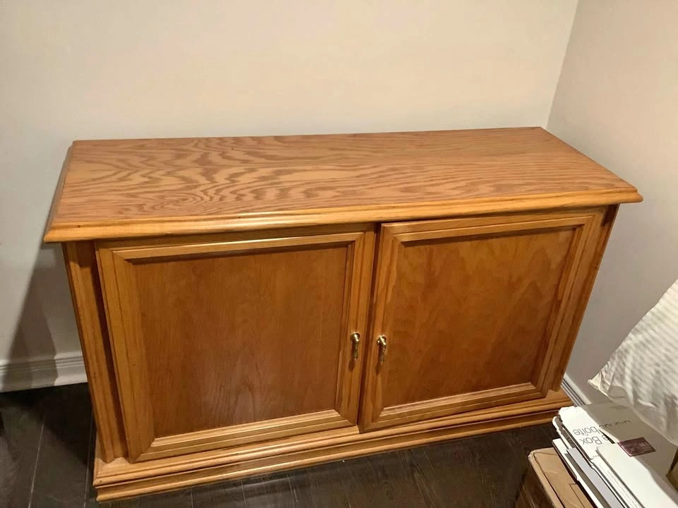 Pine wood cabinet