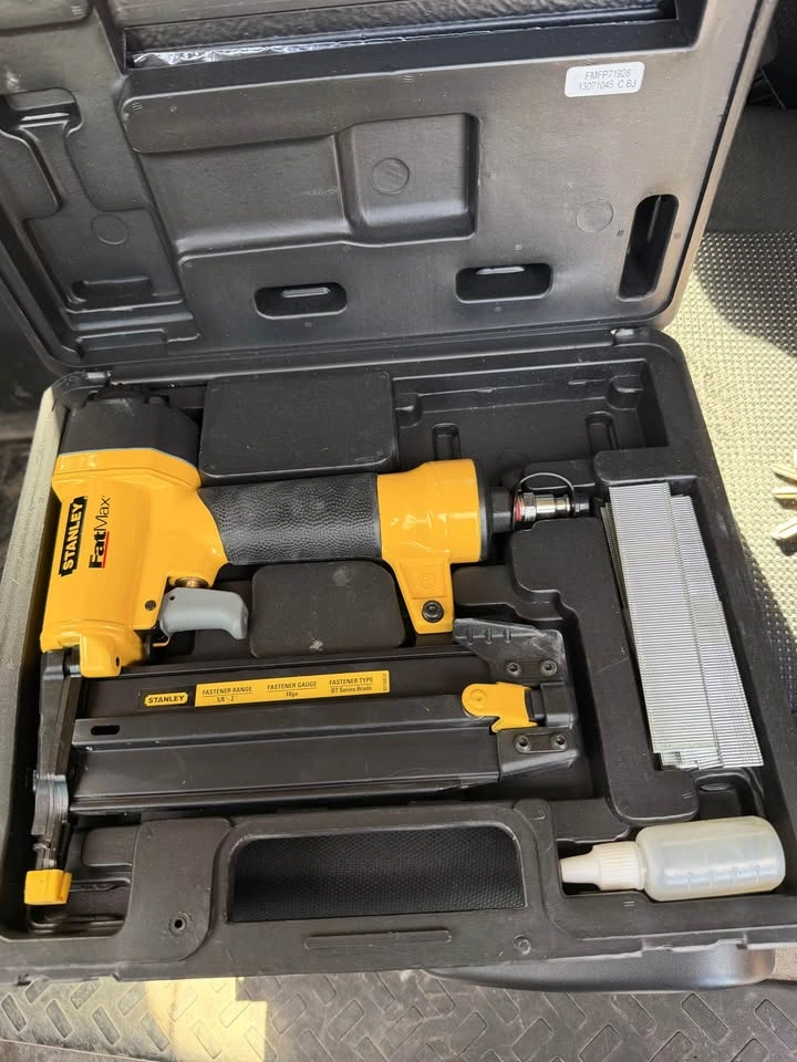 Stanley FatMax Air Powered Brad Nailer - photo 2