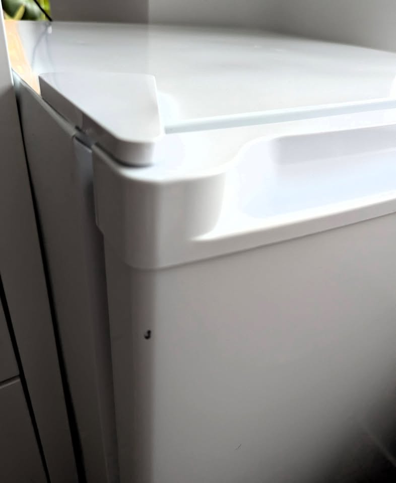 Koolatron Compact Upright Freezer, 3.1 cu ft (88L), White - photo 5
