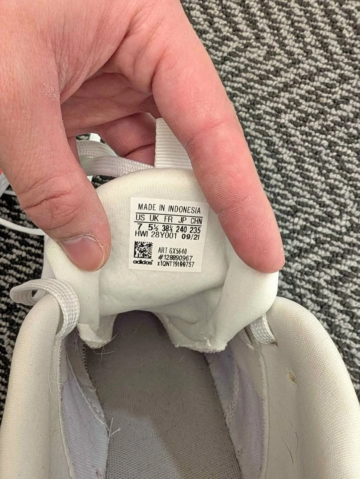 Adidas Runners - Women's Size 7