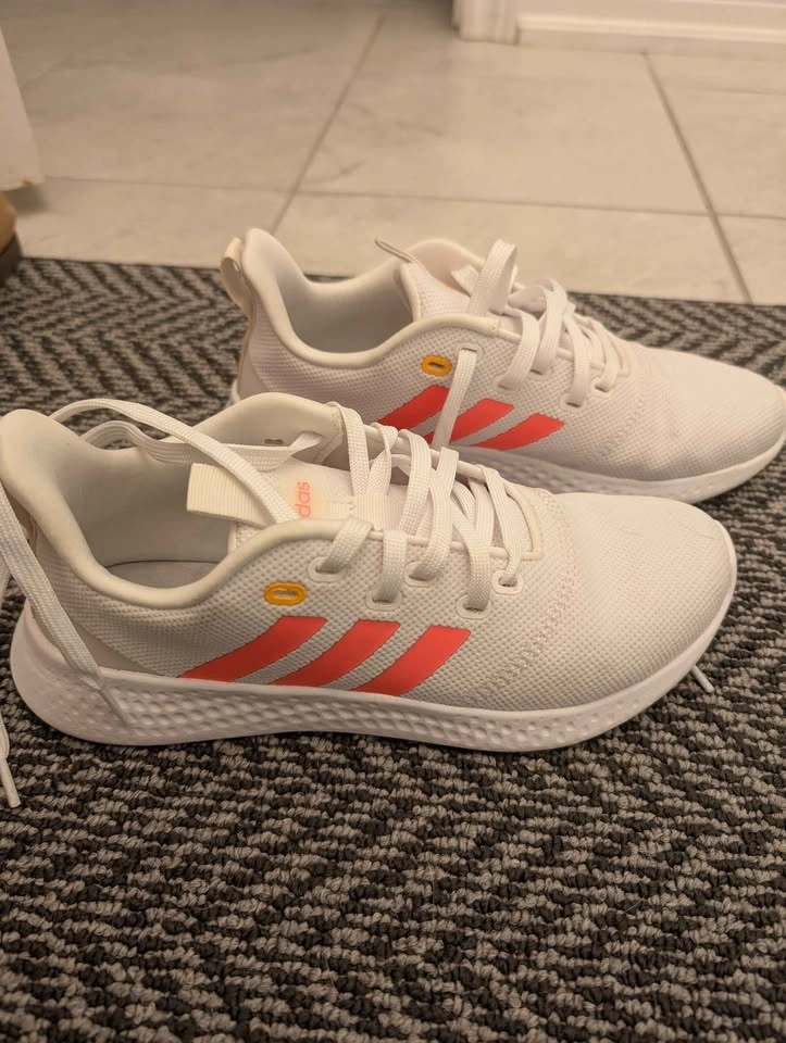 Adidas Runners - Women's Size 7 - photo 2