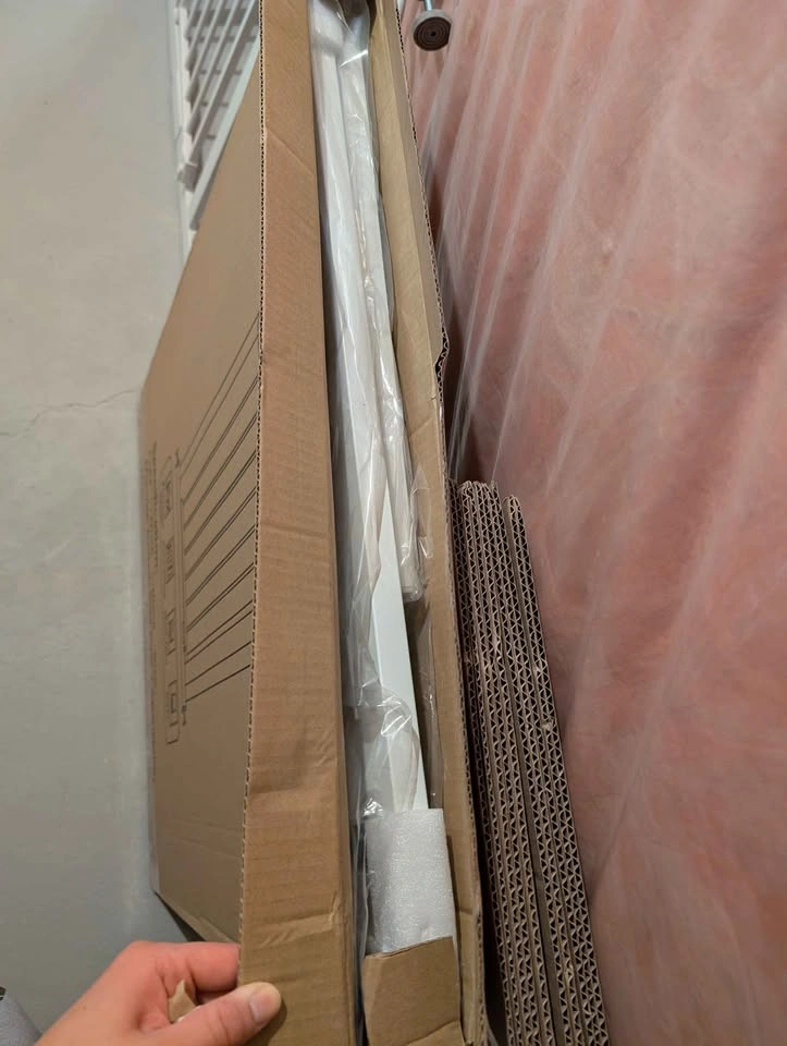 Pressure mounted baby gate - photo 2