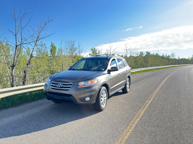 2012 Hyundai Santa Fe AWD Ultimate SUV - photo 2
