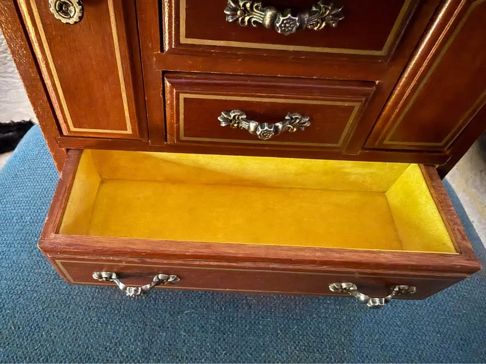 Vintage 80’s wooden jewellery box - photo 2