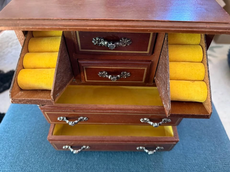 Vintage 80’s wooden jewellery box - photo 5