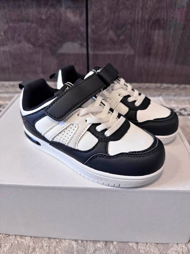 Brand New Lucky Step Kids Sneakers Size 10 Black & White Athleti