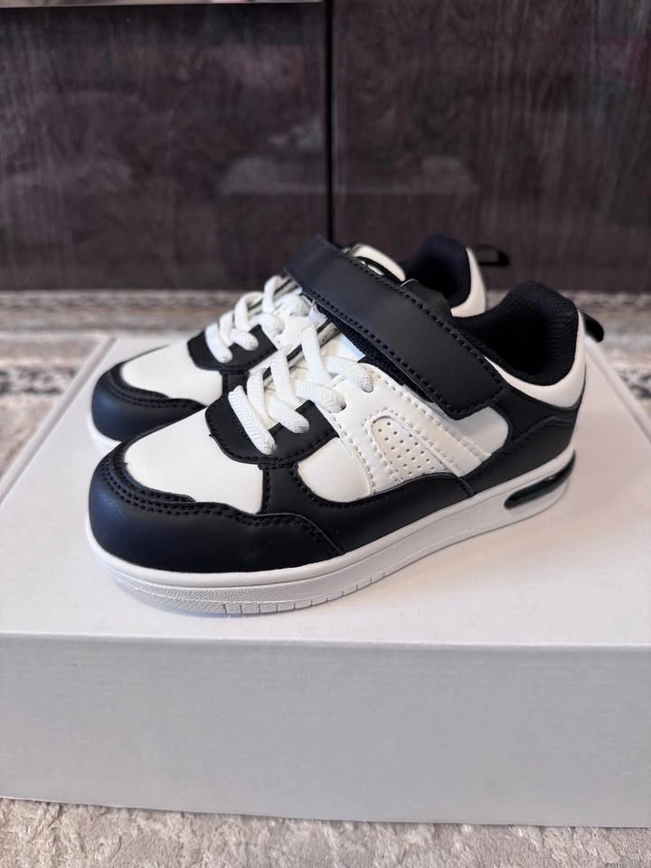 Brand New Lucky Step Kids Sneakers Size 10 Black & White Athleti - photo 2