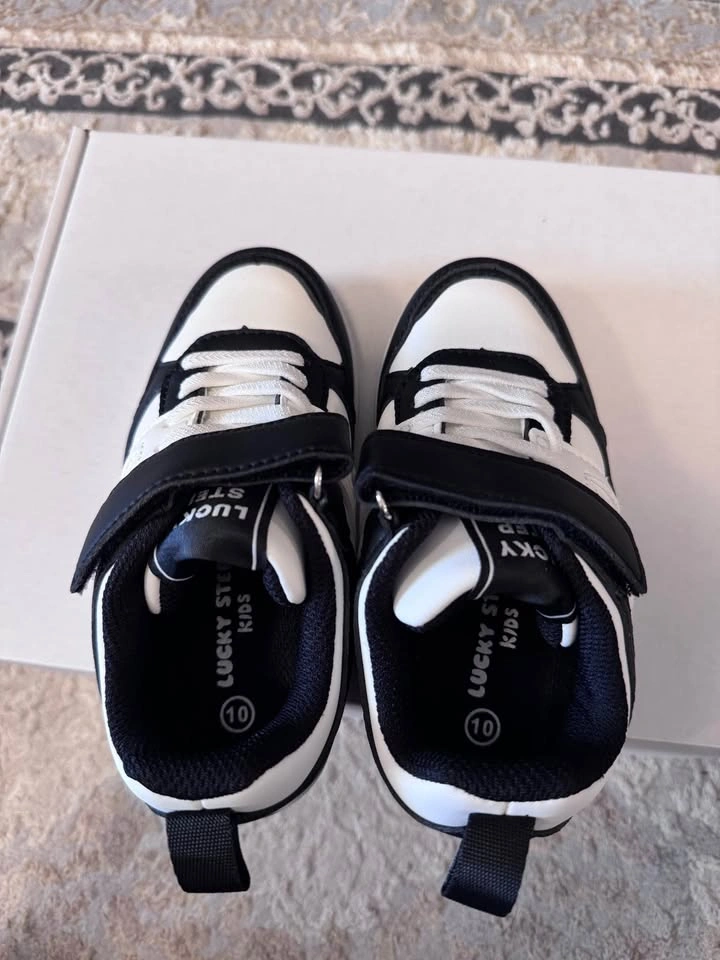 Brand New Lucky Step Kids Sneakers Size 10 Black & White Athleti - photo 5
