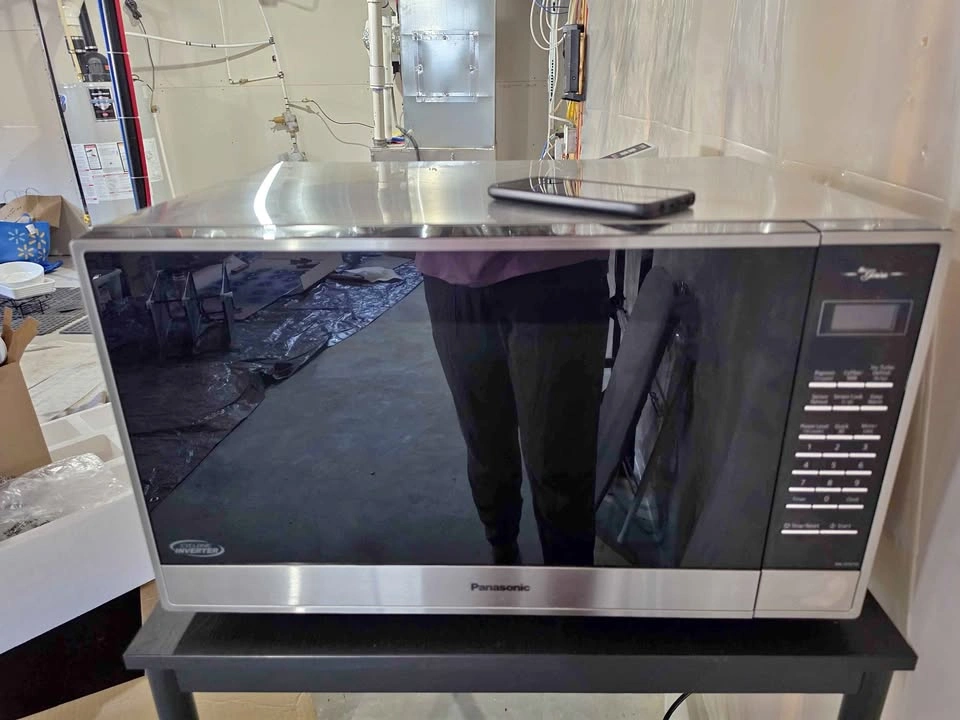 Panasonic NN-ST975S Countertop Microwave