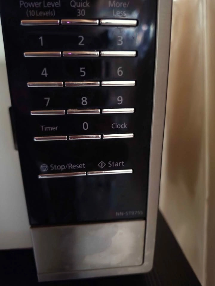 Panasonic NN-ST975S Countertop Microwave - photo 2