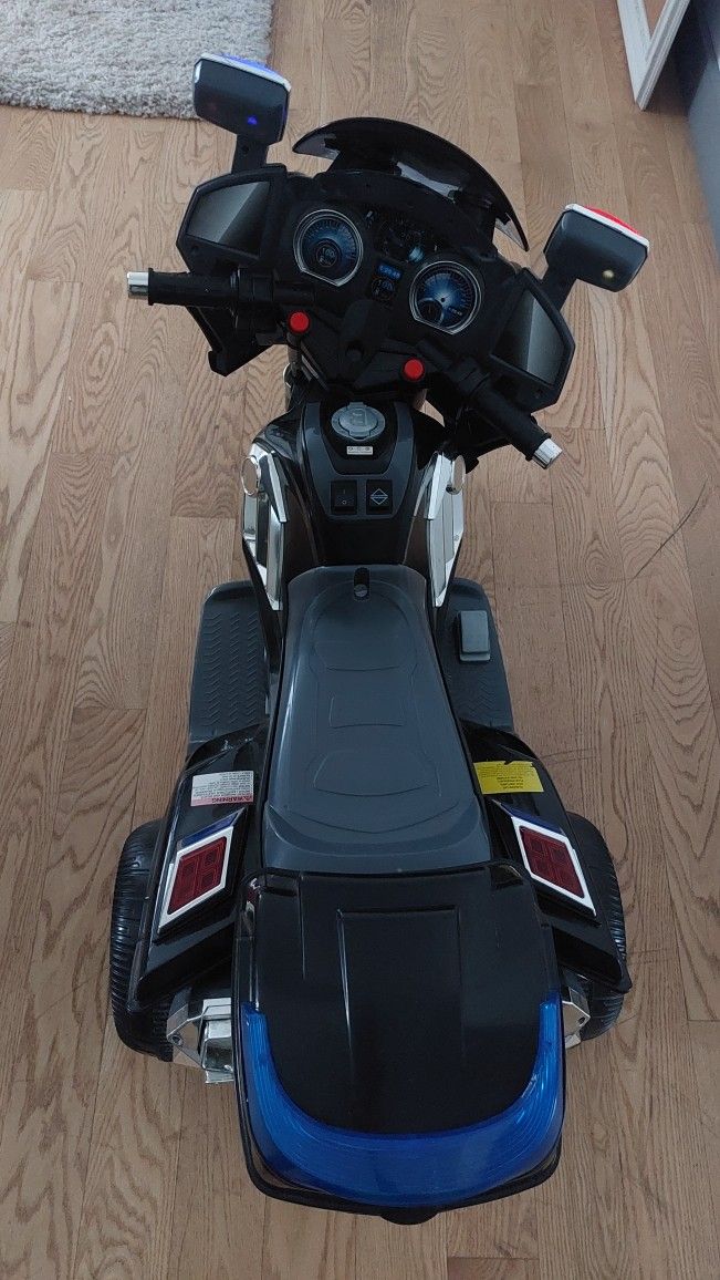 Police Motor Bike For Kids - Used Like New - photo 4
