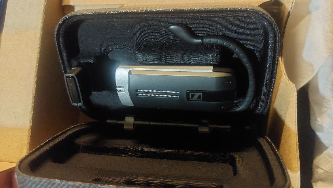 New Sennheiser Presence Headset - photo 2