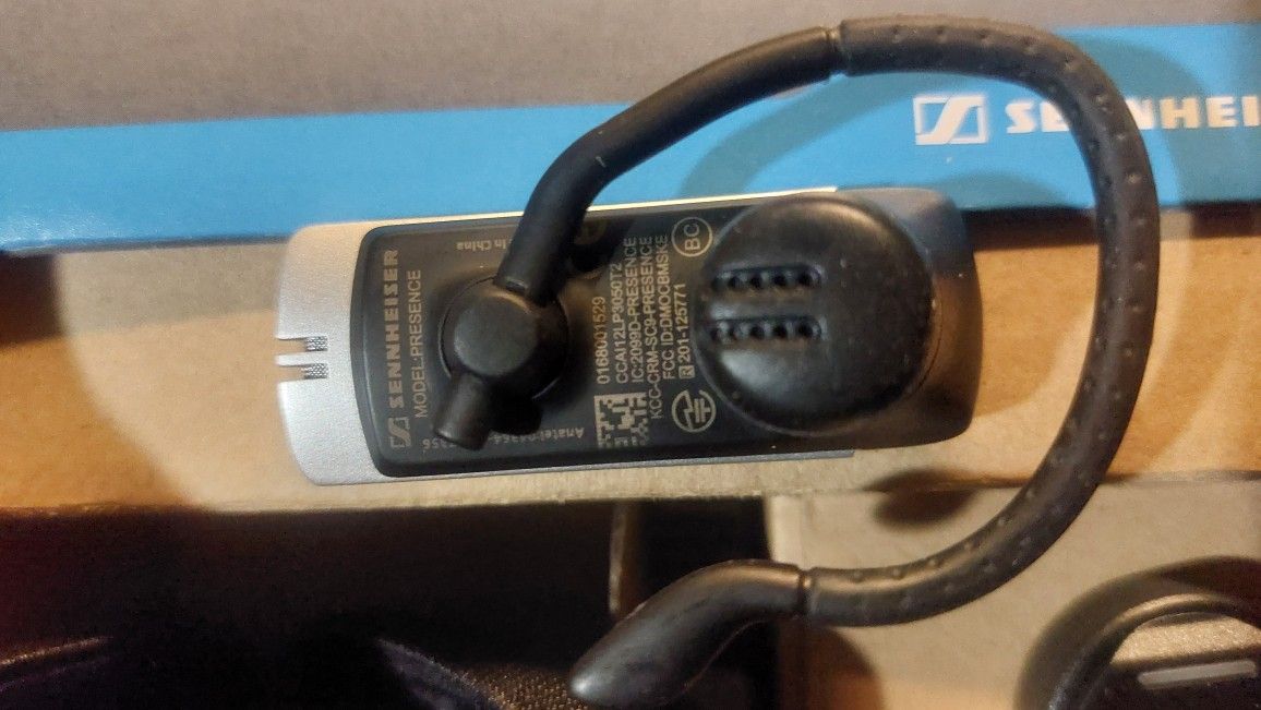 New Sennheiser Presence Headset - photo 4