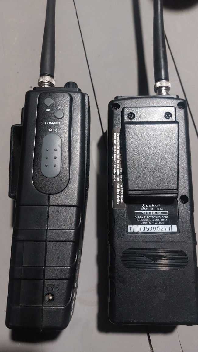 Cobra HH33 Multi Channel Radio - Set Of 2 - photo 2