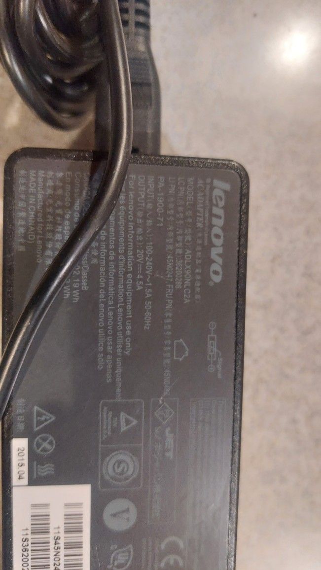 Lenovo Power Adapter 90W - photo 2