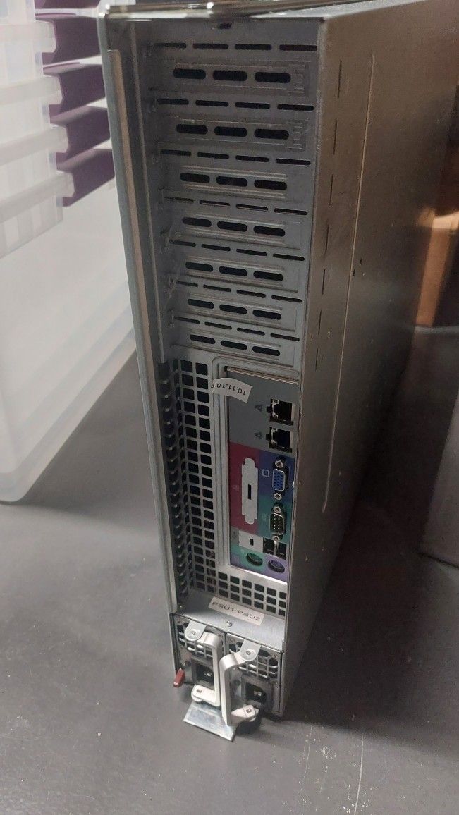 NAS Netgear ReadyNAS 3200 - photo 4