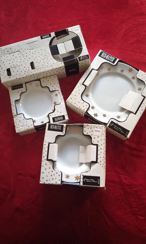 White Gold Stars Diwali Tableware Set - Serves 4 - photo 3