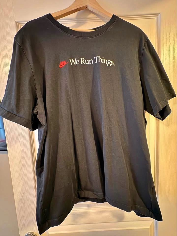 Nike We Run Things Black T-shirt XXL