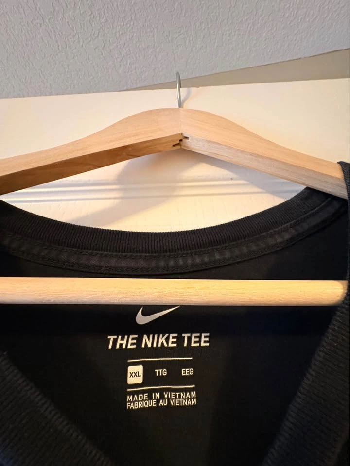 Nike We Run Things Black T-shirt XXL - photo 3