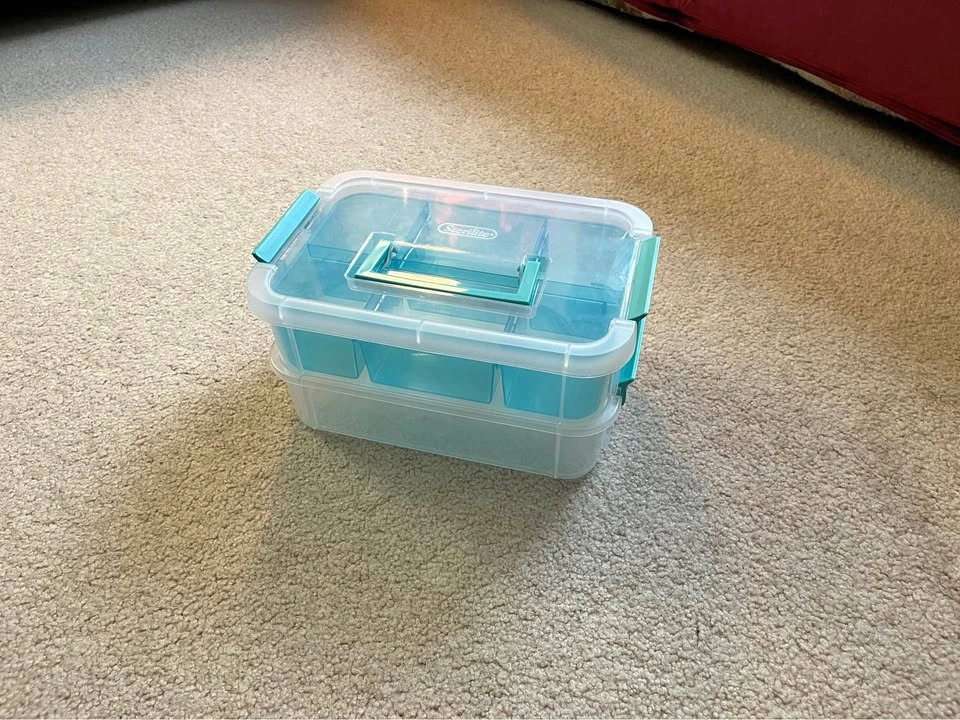 Sterilite Stack & Carry 2 Tray Handle Box Organizer - LIKE NEW
