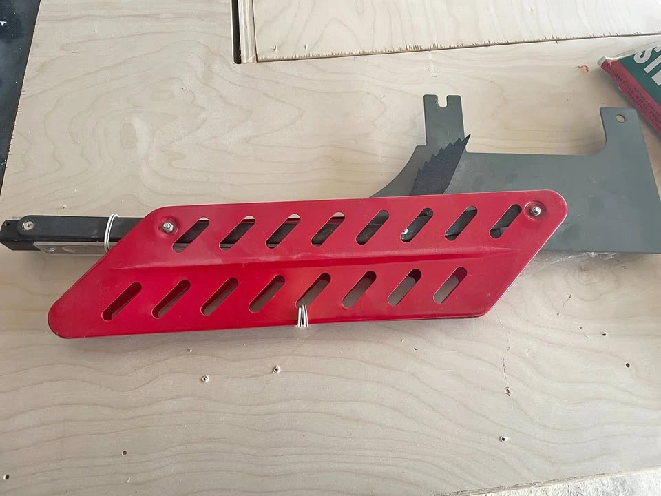 Table Saw - Metal Safety Guard
