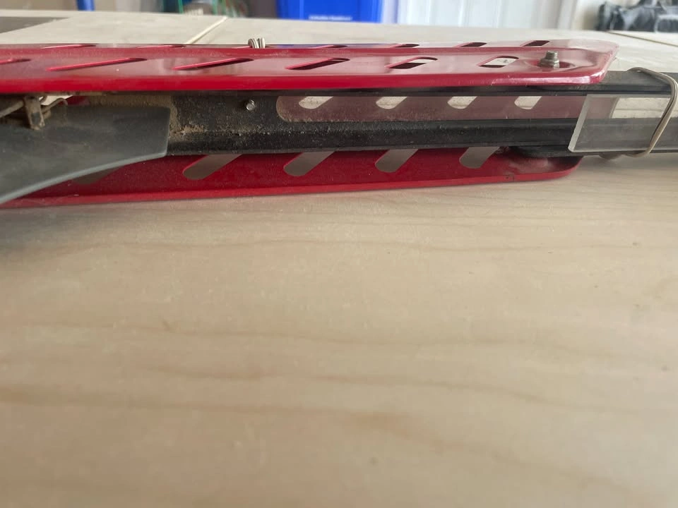 Table Saw - Metal Safety Guard - photo 3