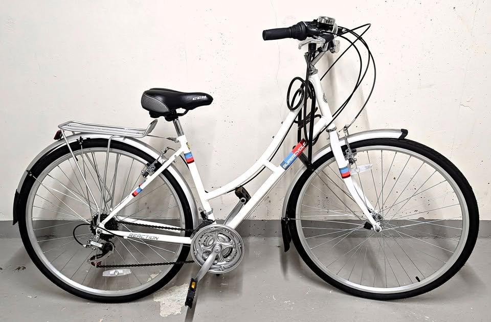 Women's Hybrid Bike, Supercycle Reaction 700C