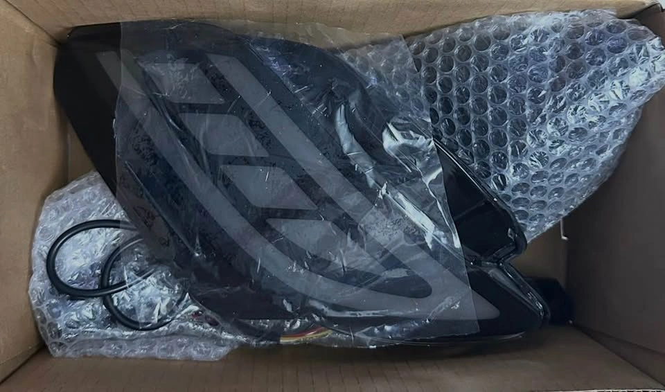 Smoked LED Reflectors for Lexus RX Rear Bumper - photo 4