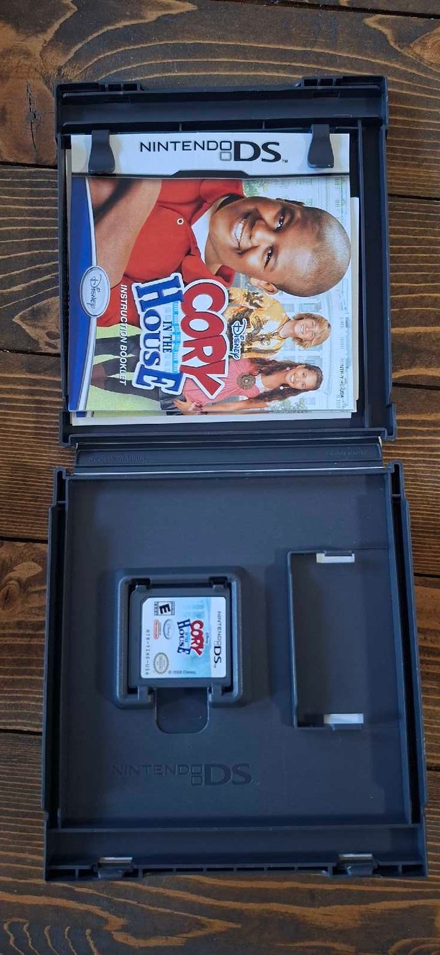 Nintendo DS Corry In The House CIB - photo 3