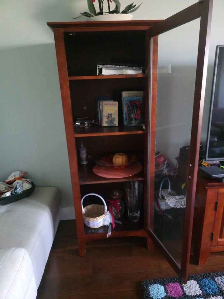 Wood Display Cabinet - photo 3