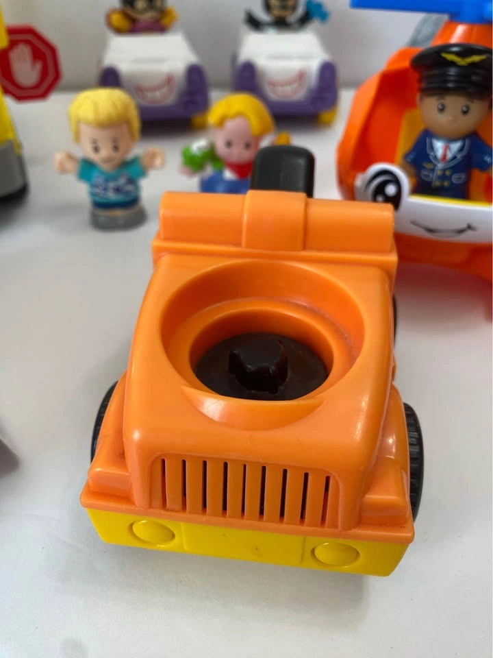 Fisher Price Little People Toy LOT - photo 3