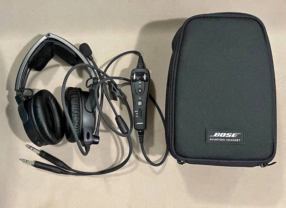 Bose A20 Aviation Headset – Dual Plug + Bluetooth + Noise Cancel