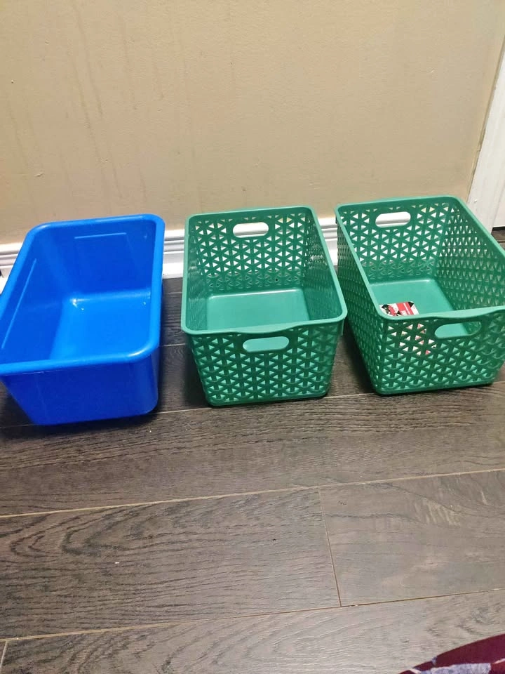 Used good condition 3pack storage bins