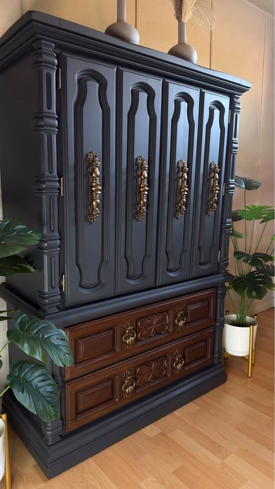 Refinished Moody Armoire Cabinet Dresser - photo 3