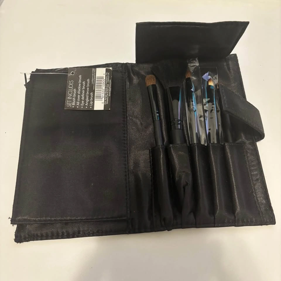 L.A. Girl 5 Piece Essential Brush Set - photo 2