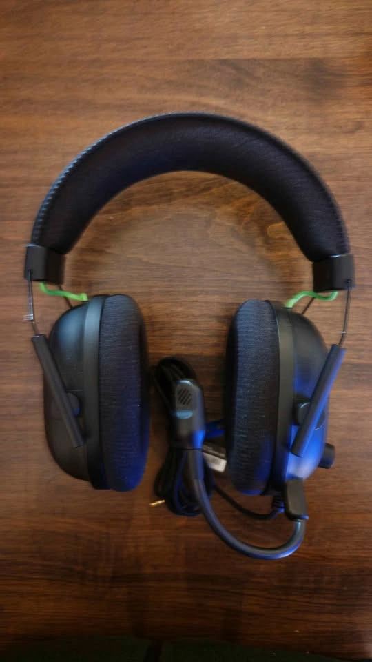 Razer Blackshark V2 Wired Headphones - photo 3