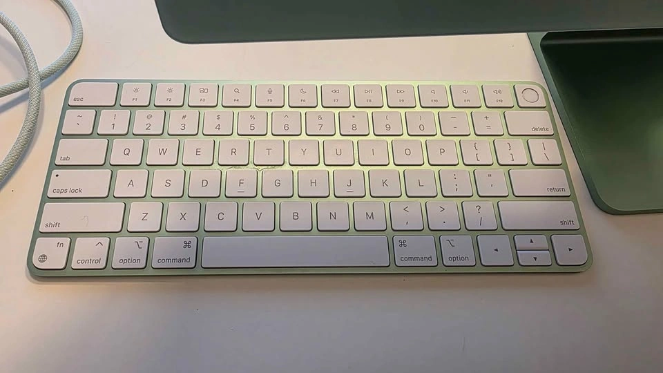 Apple iMac 24-inch M3 - Like New | Green | Original Box - photo 5
