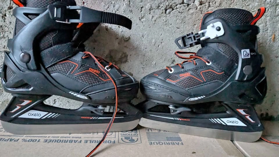 Oxelo Adjustable Ice Skates Kids Size US 1-3.5