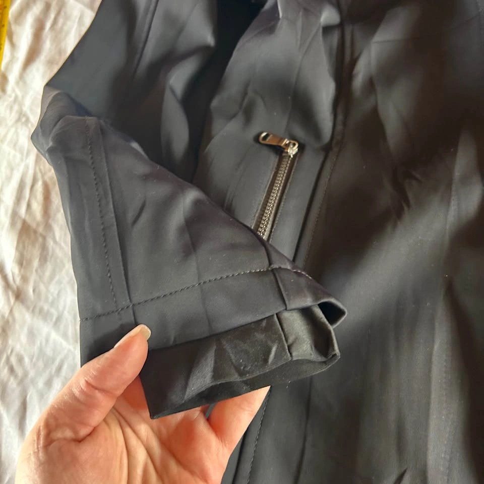 Like New Women's Pajar Black Hooded Parka Jacket M - photo 5
