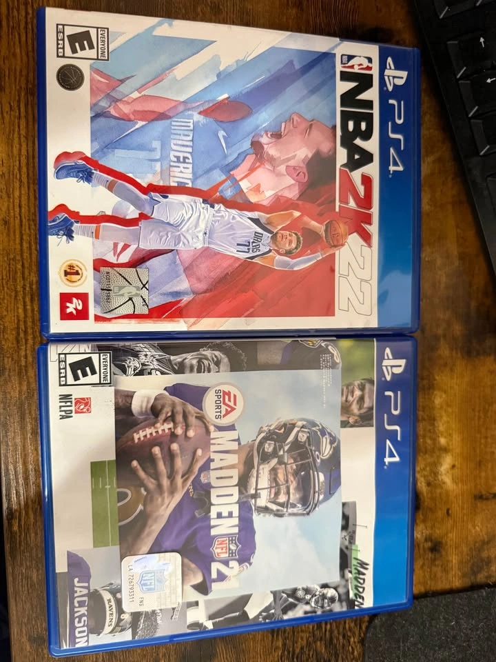 PS4 Slim Bundle – Controller + Games Included – Excellent Condit - photo 3