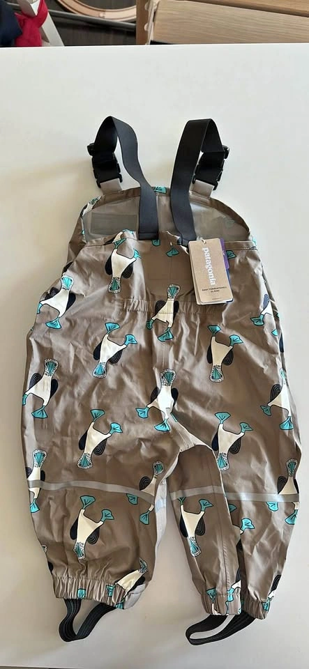 New Patagonia Baby Torrentshell 3-6 months