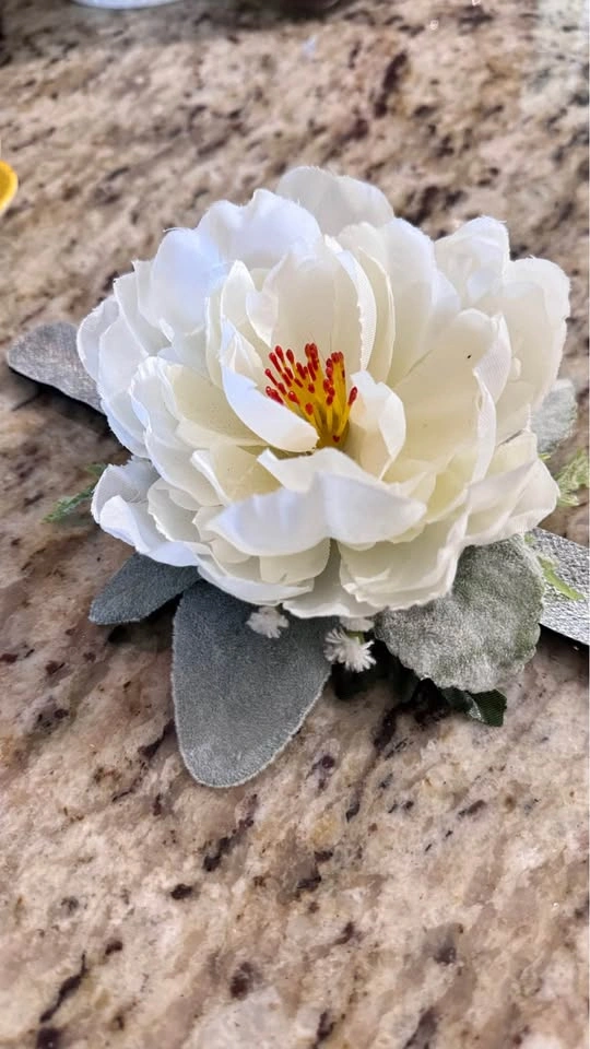 White Faux Flower Wristlet Graduation, Confirmation - photo 4