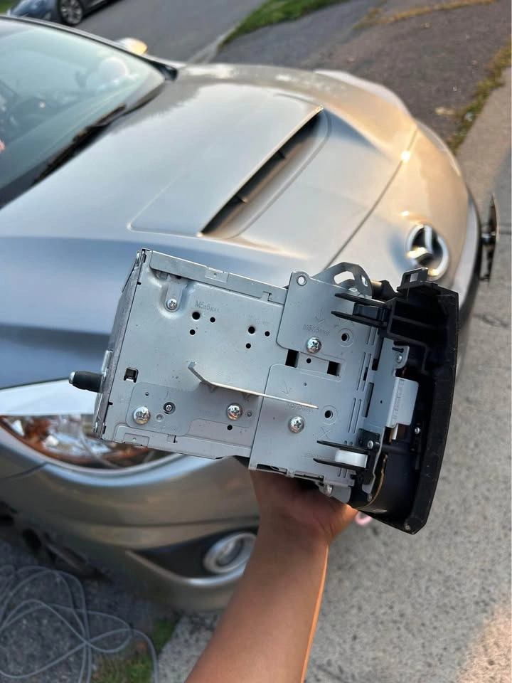2012 MazdaSpeed 3 Headunit - photo 5
